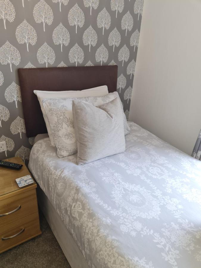 Glascoed Guest House لاندودنو المظهر الخارجي الصورة