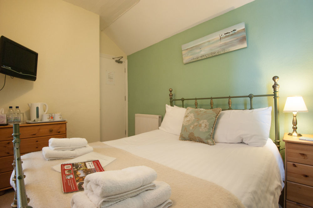 Glascoed Guest House لاندودنو المظهر الخارجي الصورة