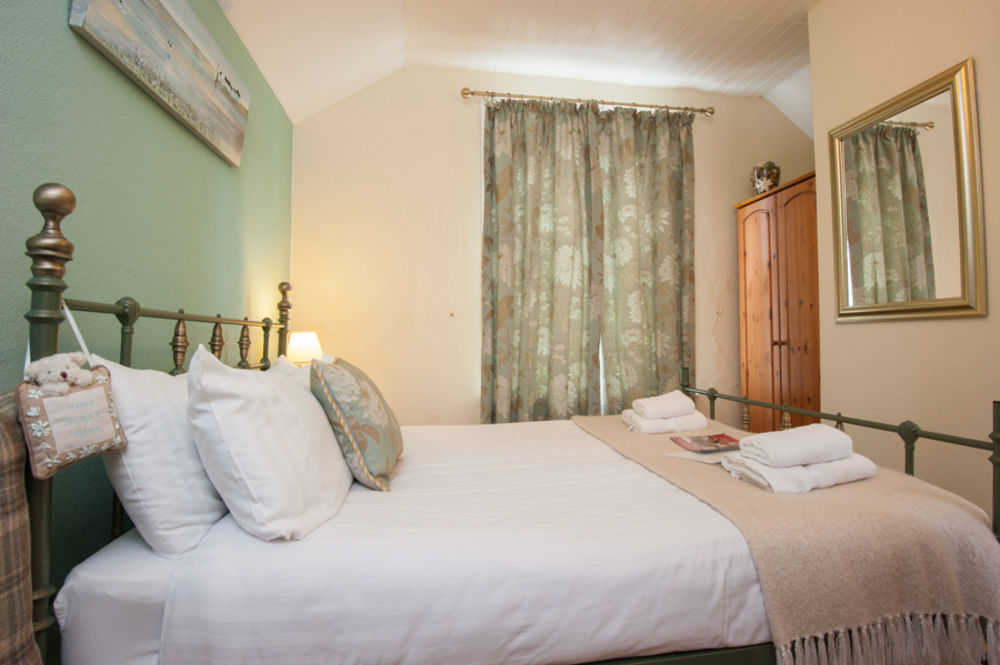 Glascoed Guest House لاندودنو المظهر الخارجي الصورة