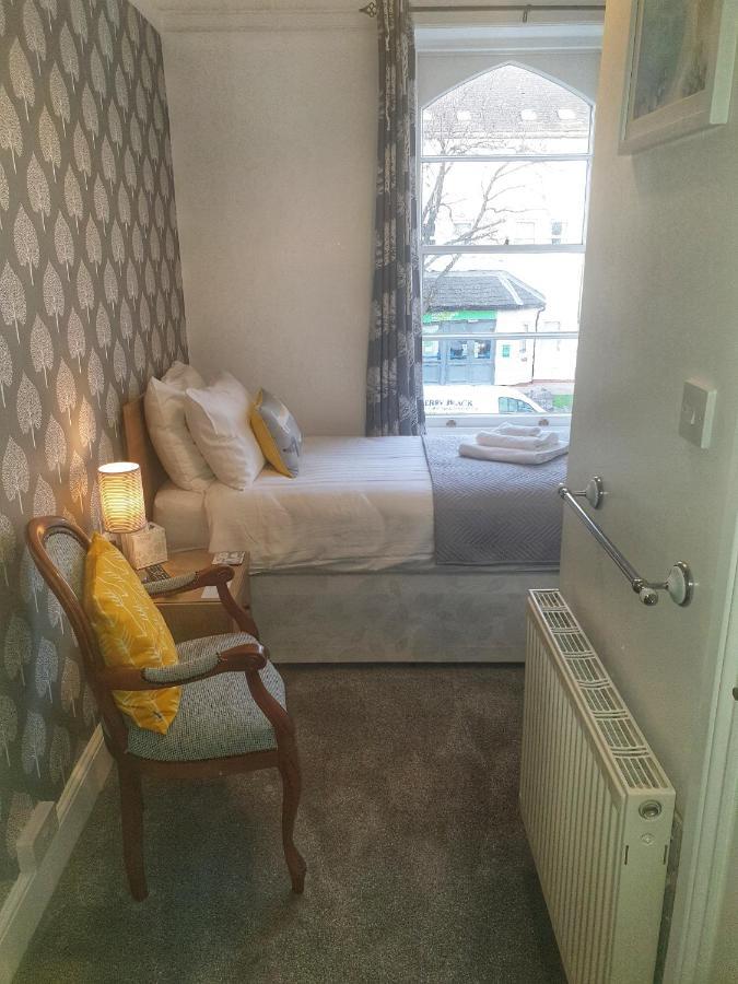 Glascoed Guest House لاندودنو المظهر الخارجي الصورة