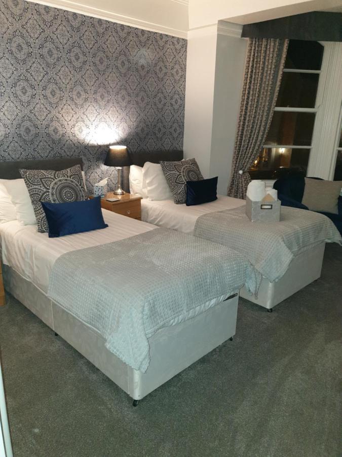 Glascoed Guest House لاندودنو المظهر الخارجي الصورة